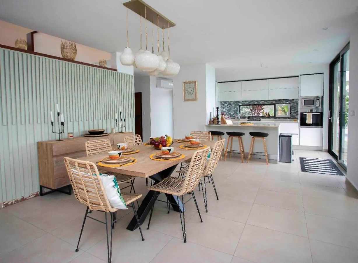 Beautiful 3 Bed-Roms Sea View Villa At Indigo Bay Koolbaai